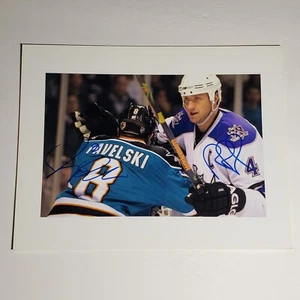 Joe Pavelski & Rob Blake handsigniertes signed 8x10 Foto Haie Könige IN PERSON - Bild 1 von 6
