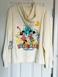 2024 WDW Parks Minnie & Friends Play in the Park Zip Hoodie for Women Size L NEW - Picture 1 of 6