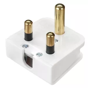 Crabtree - 7211 - White , Type M, 15Amp Round Pin Plug Top - Picture 1 of 3