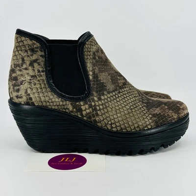 Botas Fly London femininas Yoss camurça estampa de cobra tornozelo anabela tamanho 36/5.5-6 EUA - Imagem 1 de 4