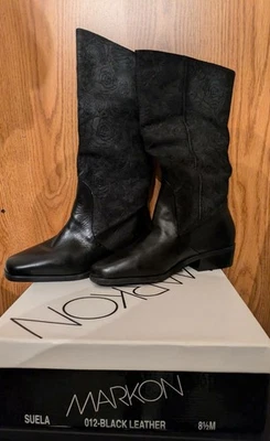 Markon Suela Leather and Suede Black Floral Rose Embossed Women's Boot 8 1/2 M - Image 1 of 4