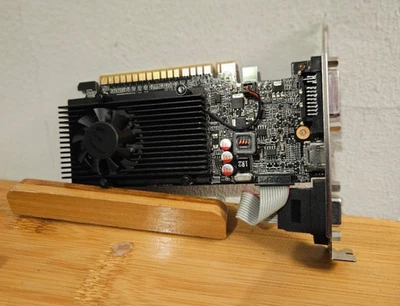 EVGA GeForce GT 610 01G-P3-2615-KR  1GB DDR3 PCI-E LP Graphics Card GPU HDMI VGA - Image 1 of 4