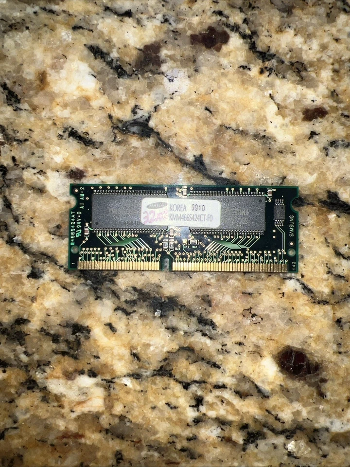 Samsung KMM466S42CT-F0 32 MB RAM - Image 1 of 2