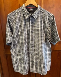 The North Face Gray Black Plaid S/S Shirt Pocket Hike Travel Men's Size L - Picture 1 of 4
