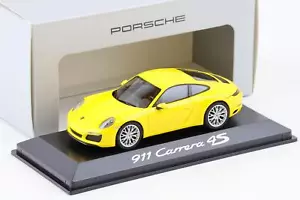 1:43 Herpa Porsche 911 (991.II) Carrera 4S Coupe Yellow WAP Dealer - Picture 1 of 3