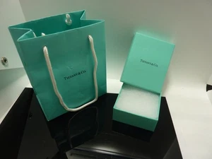Tiffany & Co. Leeres Geschenkpaket blau Schmuckkästchen Geschenktüte 2-teiliges Set - Bild 1 von 5