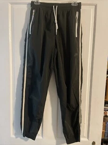 Nike Windhose Jungen M grau/creme Nylon - Bild 1 von 4