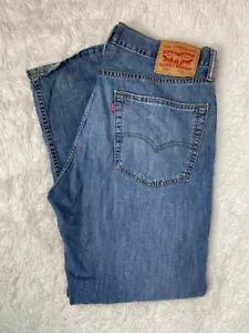 Levi’s 505 Faded Medium Wash Blue Denim Straight Leg Jeans Men’s Size 36x28 - Picture 1 of 8