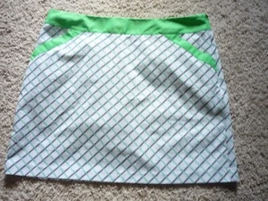 ANNIKA  CUTTER & BUCK  GOLF SKORT SZ 16 ---GOLF SKIRT-SHORTS UNDERNEATH--PLAID - Picture 1 of 2
