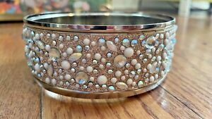 Bath and Body Works Pearls & Gems  3 Wick Candle Holder Silver 