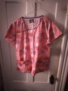 Womens Butter Soft Size L Srub Top - Brand New - Picture 1 of 5
