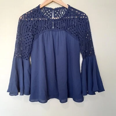 New! LILLY PULITZER Amenna Women's Navy Polyester Bell Sleeve Top Size 00 - Image 1 of 4