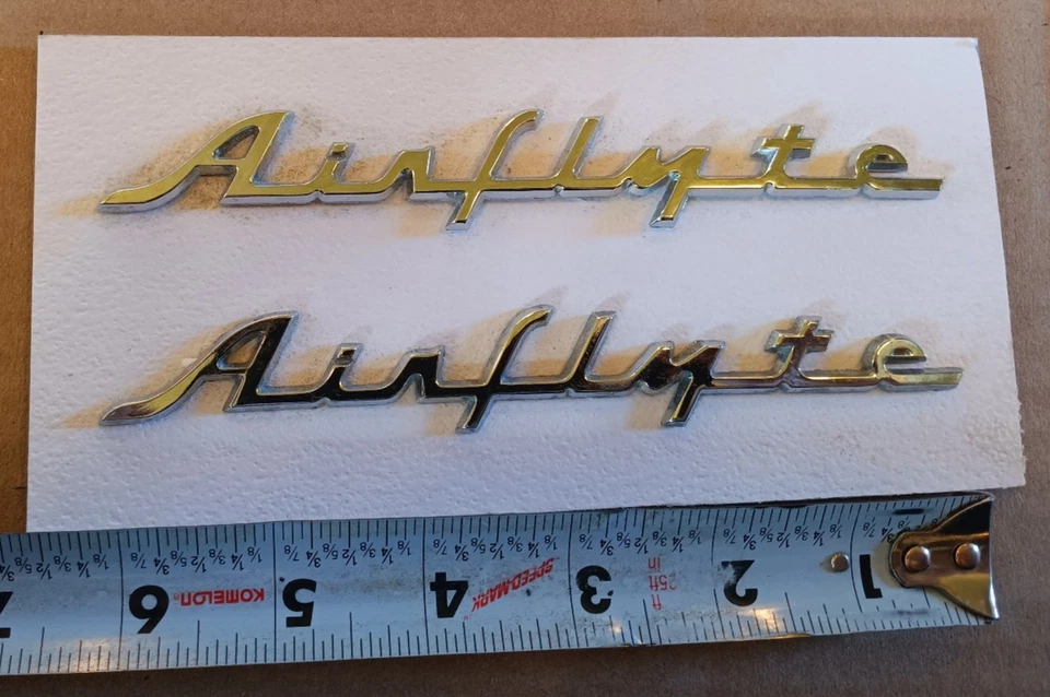 49 50 51 52 53 54 Nash Airflyte emblemas cromados moldura LIMPIO par Rambler Statesman Foto 1 de 2