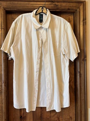 Reef Men's Button Down, Sz XL short sleeve light yellow - Image 1 of 4