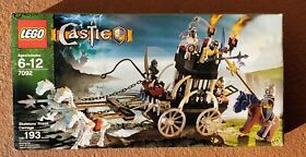 LEGO 7092 Castle Skeletons' Prison Carriage-New in Box -193 Pieces, 2007