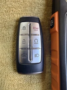 Used Locked OEM 2021 2022 2022 GENESIS GV70 SMART KEY FOB 95440-G9630 - Picture 1 of 7