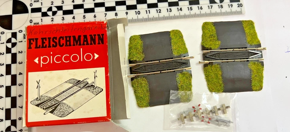Fleischmann Piccolo 9199 N Gauge Turning Loop Set New Original Packaging - Image 1 of 1
