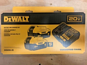 DeWalt DCB205-2c 20V MAX Lithium-Ion Battery 2-Pack and Charger Geunine New - Picture 1 of 9