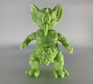 Paul Kaiju Mini Mockbat Unbox Industries Jade Green Sofubi - Picture 1 of 4