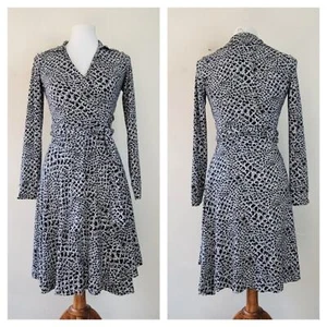 DVF  c0 T72 Reptile Snake Black white wrap dress size 2 c0 - Picture 1 of 9