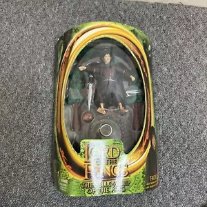 Toy Biz Frodo Baggins Ringwraith Reveal Base Action Figure Lord of the Rings - Picture 1 of 6