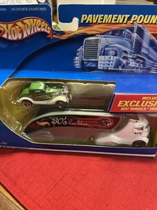 Hot Wheels Pavement Pounder Semi Transporter 3-Window '34 Ford Coupe Hot Rod - Picture 1 of 9