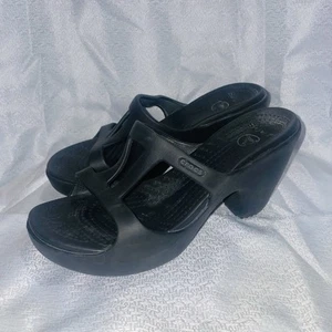 Crocs Cyprus Damen W Größe 8 klobige hochhackige Slipper Riemchensandalen Plateau - Bild 1 von 11