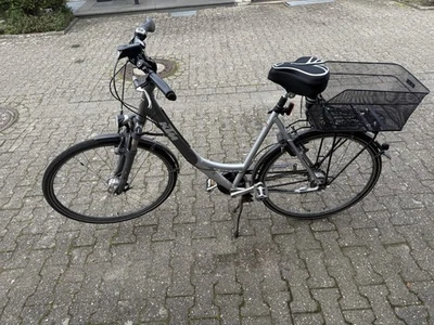 2Fahrräder zu verkaufen für je 180 €! 1 Gazelle + 1 KTM Gr.28-TEL 015756504648 - Bild 1 von 2