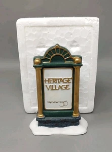 Abt. 56 Heritage Village Collection Town Sign 9953-8 - Bild 1 von 8