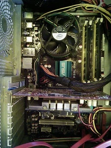 Asus P5QL Pro P43 S775 ATX (90-MIB4W0-G0EAY00Z) - Bild 1 von 1