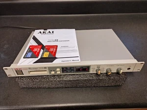 Vintage Drum Machine Akai XE8 1988 With ROM Cards - Picture 1 of 12