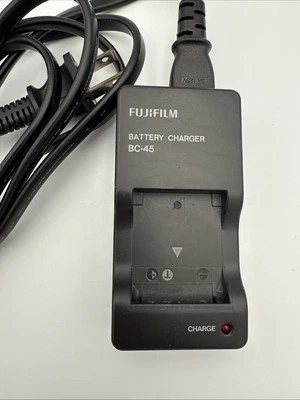 Cargador de batería Fujifilm BC-45 para baterías Fuji NP45 Li-Ion 4,2 V 550 mA Foto 1 de 4