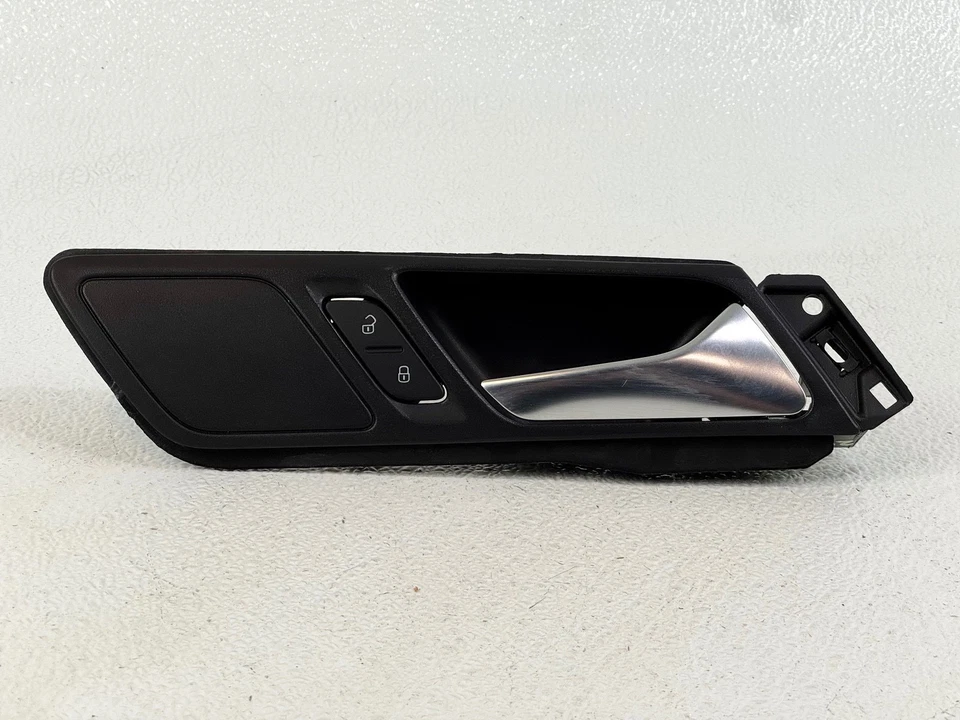 06-14 VOLKSWAGEN JETTA PUERTA DELANTERA DERECHA LADO PASAJERO INTERIOR MANIJA MOLDURA OEM Foto 1 de 2