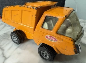 Vintage 9" Tonka Dump Truck Yellow 1970’s Pressed Steel - Picture 1 of 7