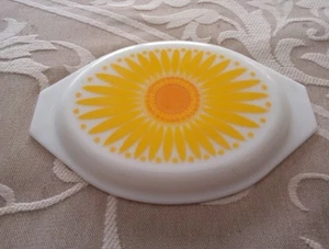 Vtg Pyrex LID ONLY Replace Daisy Sunflower Oval Casserole 945 C13 10.5” - Picture 1 of 7