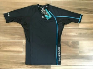 NWT VIRUS AQUATIC SHORT SLEEVE COMPRESSION TOP (MEDIUM) - Picture 1 of 2