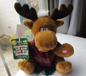 NEU MIT ETIKETT KMART SINGENDE OMA WURDE VON RENTIEREN ÜBERFAHREN MUSIKALISCH KUSCHELIG WEIHNACHTEN - Bild 1 von 13