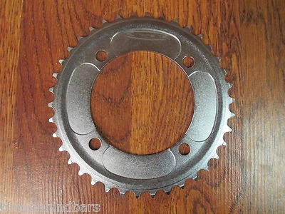 4 BOLT 104 BCD 38T SILVER CHAIN RING - Image 1 of 4