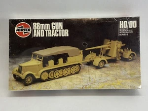 Airfix 88mm Traktor HO/OO Scale Serie 2 Modellbausatz 02303 versiegelte Verpackung Gebrauchsspuren - Bild 1 von 10
