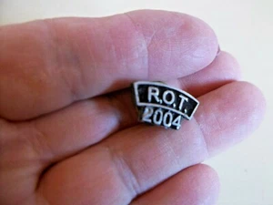 R.O.T. (Republic of Texas) 2004 Collectible Austin TX Bike Rally Small Pin Tac - Picture 1 of 2