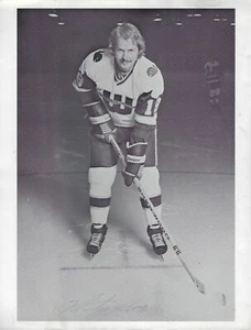 Autographed 8x10 B&W Photo - Marty Howe Hartford Whalers Defenseman Gordie - Picture 1 of 1