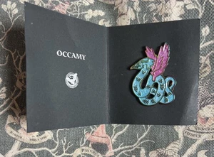 Beutekiste OCCAMY Wizarding World Emaille Pin Phantastische Tierwesen Harry Potter NEU - Bild 1 von 7