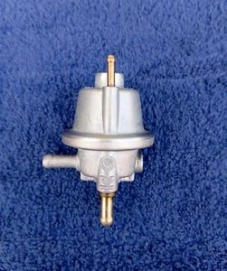 REGOLATORE PRESSIONE BENZINA WEBER RP7/2.5 B X LANCIA DELTA INTEGRALE 8V / 16V - Foto 1 di 8