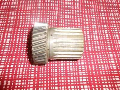 81-85 Mercedes Benz OM617 300D 5CYL W126 SEC автоматическая коробка передач деталь только - Изображение 1 из 3