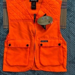 Brand new Mossy Oak vest – Youth size 14/16 - Picture 1 of 2