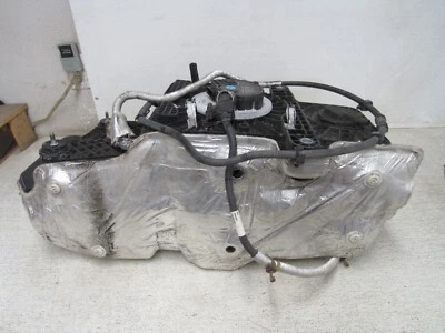 20-23 GMC SIERRA AT4 2500 HD DURAMAX DEF TANQUE DIÉSEL BOMBA DE FLUIDO DE ESCAPE FABRICANTE DE EQUIPOS ORIGINALES #0967 Foto 1 de 4