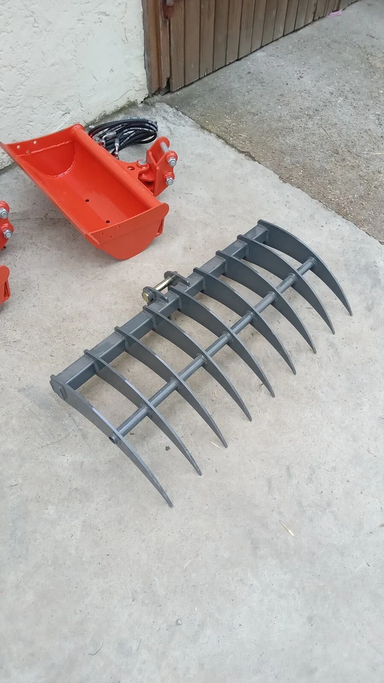 Schwabenbagger Roderechen 100 cm , Harke für Minibagger . Neuheit ! - Bild 1 von 1