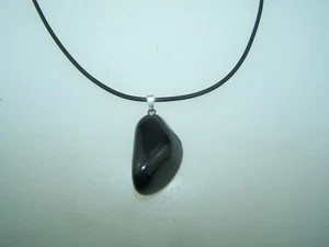 Colgante de shungita piedra de tambor con lazo de plata piedra curativa piedra protectora - Imagen 1 de 3