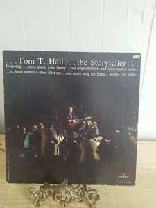 Tom T. Hall - The Storyteller (1972) Vinyl LP SR61368 - Picture 1 of 5