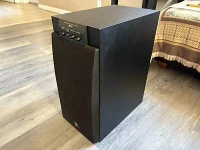 Yamaha YST-SW205 Home Theater Subwoofer - Image 1 of 3